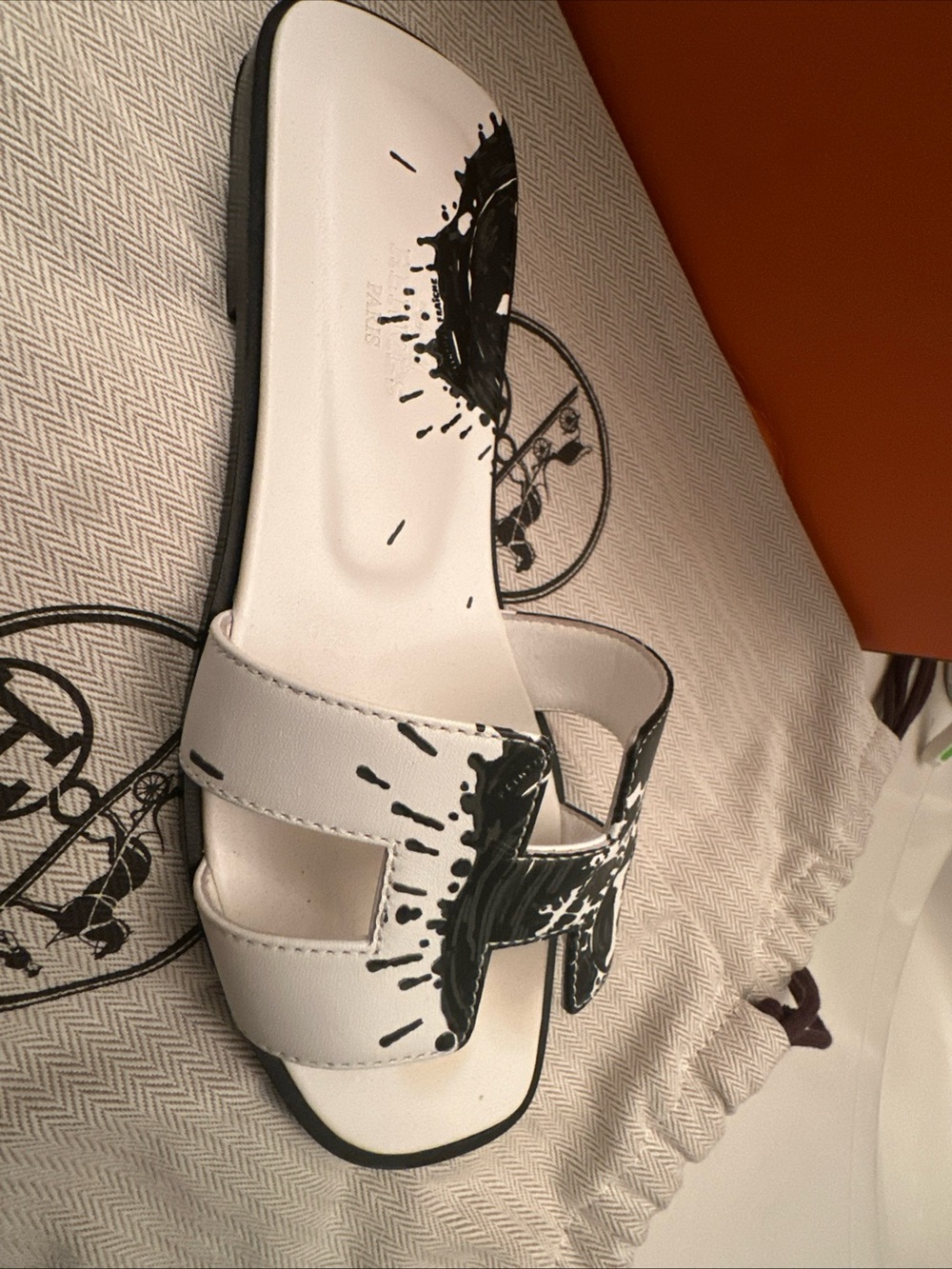 Hermes White and Black Oran Splash Slide Sandals - Picture 9 of 9